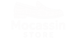 Mocassin Store - logo carré blanc 1024x512 px (négatif)